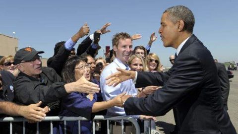 El sondeo realizado entre más de 3,500 posibles votantesencontró un amplio respaldo para los planes de Obama de aumentar los impuestos federales sobre los ingresos de las personas más ricas del país.