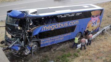 El autobús de la empresa de bajo costo Megabus hacía la ruta Chicago-San Luis cuando se averió.