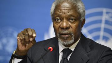 El enviado especial internacional de la ONU y la Liga Árabe Kofi Annan durante una rueda de prensa ofrecida en la sede de las Naciones Unidas en Ginebra, Suiza.