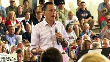 El candidato presidencial por el partido republicano Mitt Romney