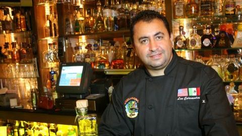 El mexicano, que ha ganado varios premios, destacó además con satisfacción que cuenta con la selección más grande de tequilas en la costa este de EE.UU.