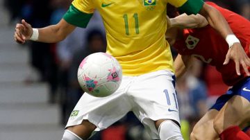 Neymar, el astro de Brasil que clasificó a la final olímpica de fútbol masculino donde enfrentará mañana al equipo mexicano espera imponerse a un duro rival.