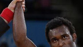 El ganador del oro en los Juegos Centroamericanos de Mayagüez y quinto en los pasados Juegos Panamericanos, venció cómodamente en la semifinal.