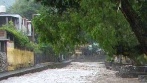 La tormenta tropical Ernesto ha provocado inundaciones en la zona centro de Veracruz.