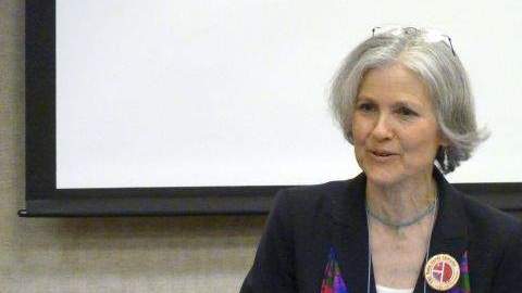Jill Stein confía en sacar partido al descontento en posiciones más a la izquierda, en un país donde un tercer candidato raramente es decisivo y en que palabras como socialismo son tabú.