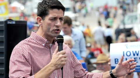 El candidato republicano a la vicepresidencia, el congresista Paul Ryan, habla ante partidarios, ayer.