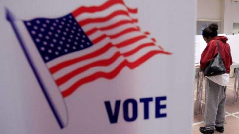 80 millones de estadounidenses (38 %) de los adultos con capacidad de voto no se registraron o lo hicieron pero decidieron no acudir a las urnas ese día.