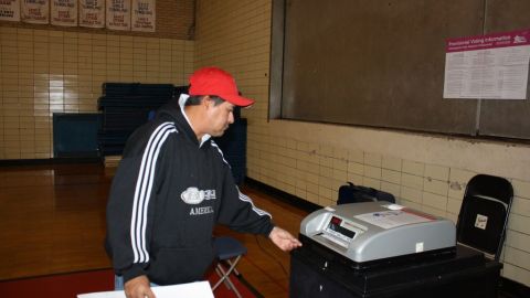 Casi un tercio de los votantes en Illinois considera que el país va en la dirección correcta con el liderazgo de Obama.
