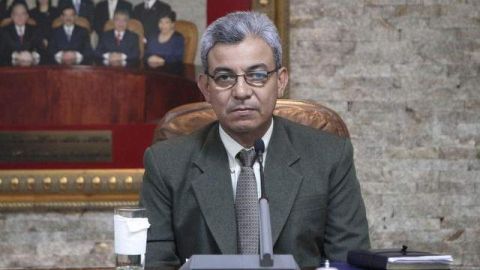 El nuevo presidente de la Corte Suprema de Justicia (CSJ) de El Salvador, Salomón Padilla asiste a la sesión de Corte Plena en San Salvador, donde asumió su cargo.