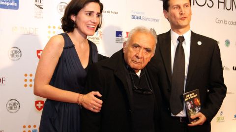 Benjamín Lauriano (centro), precursor de los Derechos Humanos, en la inauguración del festival.