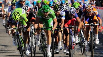 El equipo del alemán John Degenkolb (Argos Shimano) durante la etapa de ayer en la Vuelta a España.
