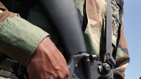 En México hay una guerra contra el crimen que no cesa. Aquí tropas militares que recorren las calles en Tijuana.