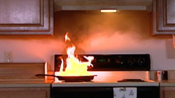Los accidentes de cocina son la causa principal de los incendios caseros en los Estados Unidos.