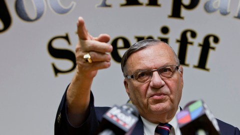 'Nosotros no nos dedicamos a incriminar a nadie. Mi gente no son criminales', aseguró Joe Arpaio tras la decisión de los fiscales.