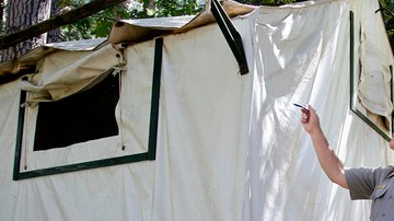 Se advirtió a los visitantes que se alojaron en Curry Village del Parque Yosemite durante los meses de junio, julio o agosto.