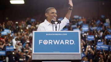 El presidente Barack Obama habló ayer durante un evento de campaña en la escuela secundaria Scott High School, en Toledo, Ohio.