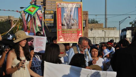 'Es tiempo de legalizar las drogas como se hizo con el alcohol en los años 1930', dijo el poeta y activista mexicano.