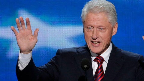 El ex presidente Bill Clinton durante su discurso de anoche ante la Convención Nacional Demócrata en Charlotte,  ante una audiencia sin precedentes.