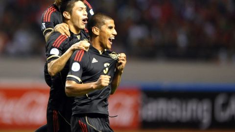 Salcido rompió el cero a favor de México en el Estadio Nacional de Costa Rica dándole "pura vida" al Tri del Chepo.