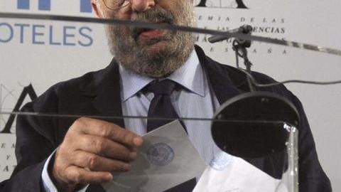 El presidente de la Academia del Cine, Enrique González Macho, dió a conocer hoy las tres producciones preseleccionadas para representar a España en los Premios Oscar.