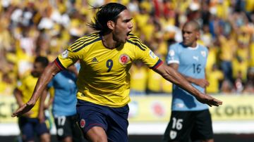El goleador colombiano Falcao García espera convertirse en un completo dolor de cabeza para la defensa chilena.
