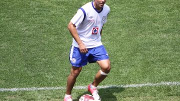El delantero de Cruz Azul, Omar Bravo, asegura que la experiencia de Tigres puede ser un factor a favor del cuadro regiomontano.