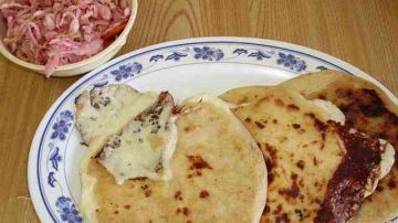 Las pupusas son uno de los platos más conocidos de la cocina salvadoreña.