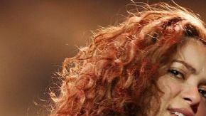 Adam Levine y Blake Shelton, permanecerán para la cuarta temporada acompañados por Shakira y Usher.