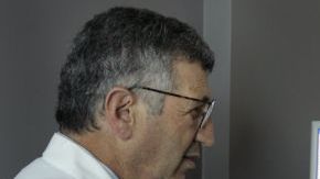 La razón de que el cáncer sea ya la mayor causa de muerte entre los hispanos se debe posiblemente a que ese grupo como comunidad en Estados Unidos es más joven que los blancos y negros que no son latinos.