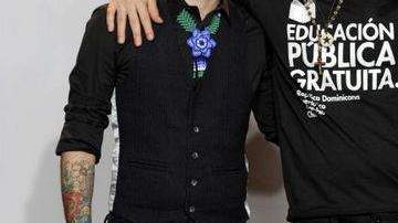 Calle 13 se ha dado a la tarea de difundir en sus temas críticas sociales.