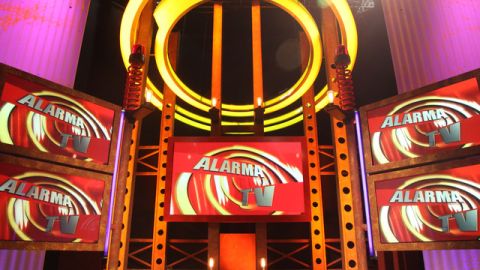 Decorado del programa de Estrella TV, 'Alarma TV'.