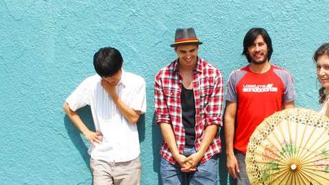 El cuarteto Salt Petal actúa este sábado antes de Lila Downs.