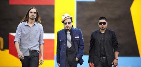 El trío Locos por Juana presenta esta semana su nuevo trabajo, 'Somos de la calle'.
