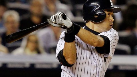 Suzuki se convirtió en un verdadero tsunami japonés para los Yanquis que acabaron con Toronto y se aproximan a playoffs.