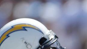 Cargadores de San Diego y Halcones de Atlanta llegan invictos a su choque del domingo.