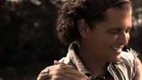 "Volví a nacer" representa el regreso de Carlos Vives.