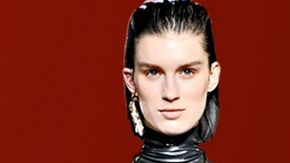 Vale la pena invertir en la prendas básicas de otoño porque podrás usarlas en otra temporada.