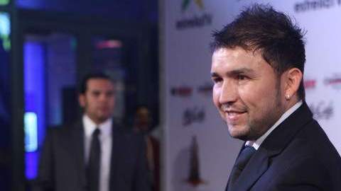 Poncho Lizárraga está listo junto a  La Banda El Recodo.