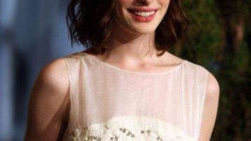 Anne Hathaway y Adam Shulman se convirtieron en marido y mujer luego de cuatro años de noviazgo.