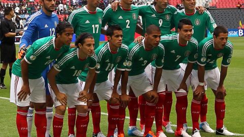 La selección mexicana de futbol antes de un partido de eliminatoria mundialista en 2012.