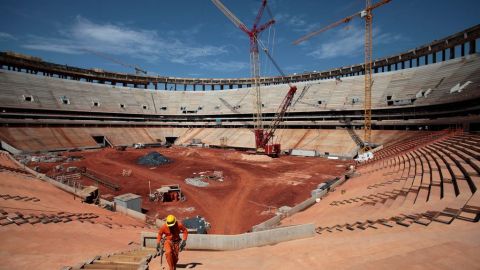 Siguen las advertencias del riesgo de calor en los partidos Brasil 2014, aunque los estadios contarán con la mejor tecnología.