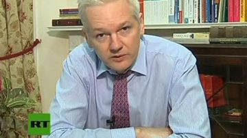 Julian Assange, asilado en la embajada de Ecuador en Londres en una entrevista para la televisión rusa en la cual insistió en su temor de ser extraditado a Suecia.
