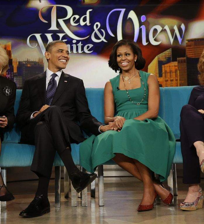 Barack Obama y su esposa Michelle no podrán celebrar su vigésimo aniversario de boda porque el Presidente tiene que participar en su primer debate televisado.