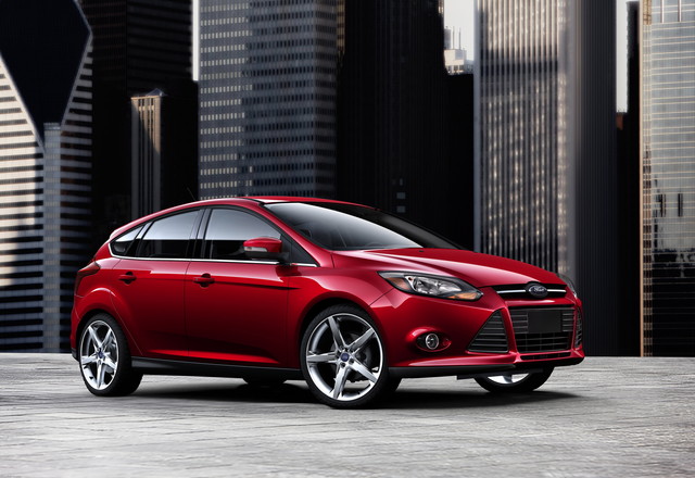 La tercera generación del Ford Focus atrae a los primeros compradores y a los de mayor experiencia detrás del volante.