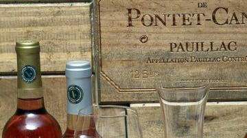 Prepara un delicioso coctel con vino rosado este fin de semana.