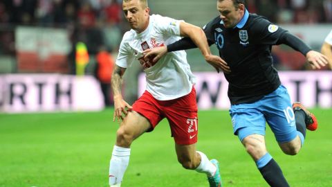 Apática Inglaterra se enfrenta a Polonia y apenas saca el empate en Varsovia.
