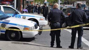 De acuerdo con NYPD, el área donde se reportó el crimen es un apartamento sobre la tienda Metro PCS, en Broadway.