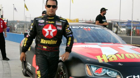 El piloto Juan Pablo Montoya busca mejorar la próxima temporada en la Nascar.