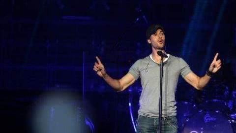 Enrique Iglesias asegura que como artista ha sido muy afortunado.