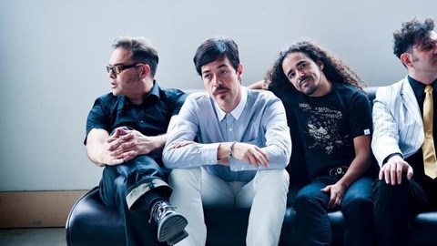 Han pasado más de 20 años desde que Albarrán y sus compañeros lanzaron el primer disco de Café Tacvba.